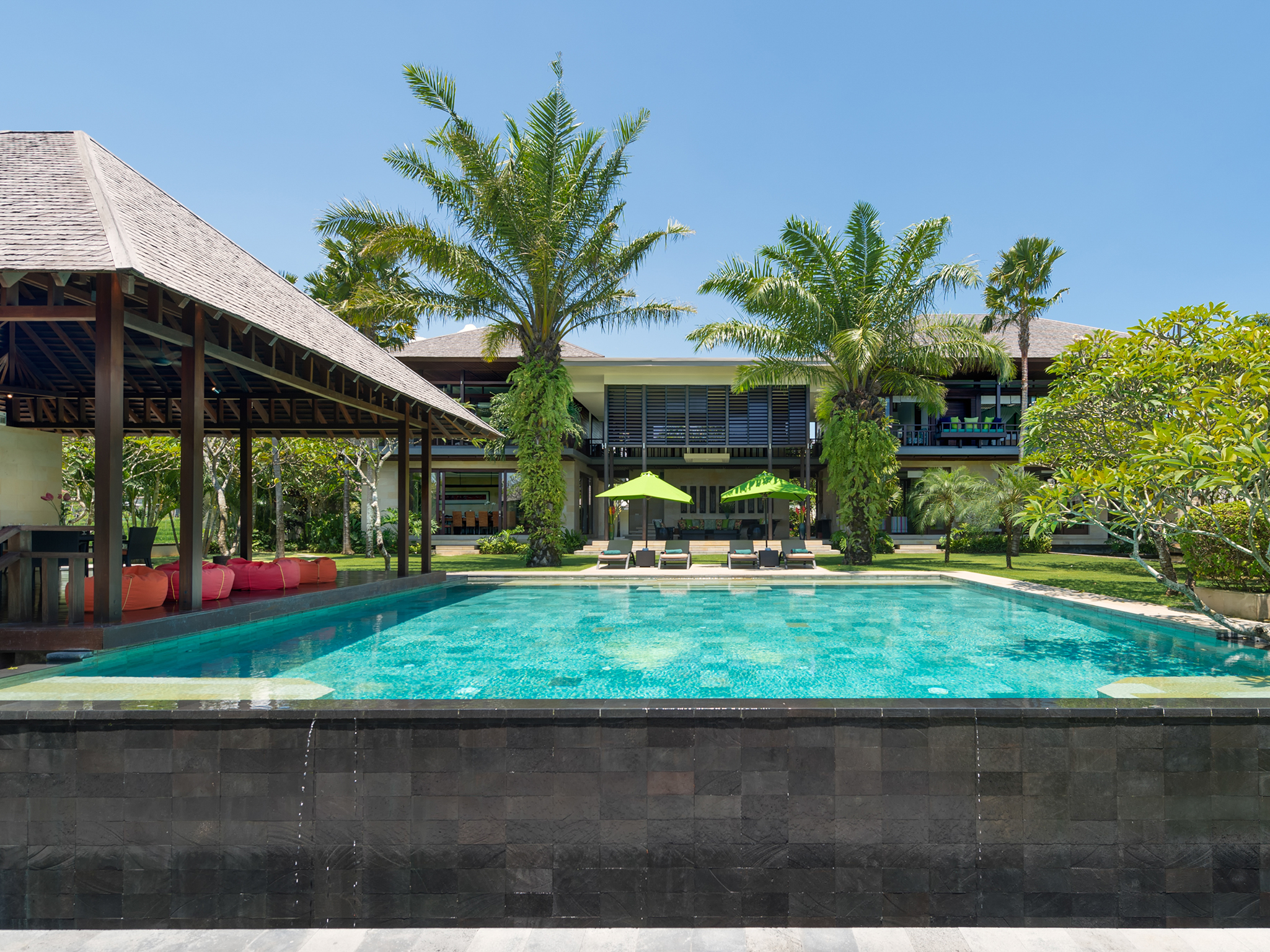 Bendega Nui - Pool to villa view - Bendega Nui, Canggu, Bali